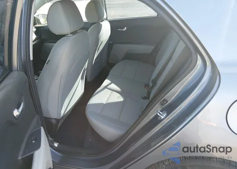 2020 Kia Rio 5-Door S z USA, uszkodzony, nr VIN 3KPA25AD9LE328901